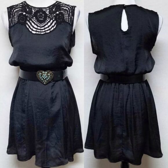 EZRA Black Satin Turquoise Belted Sleeveless Dress - Picture 1 of 12